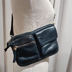 Elegant Black Leather Crossbody Bag